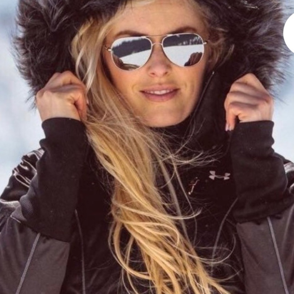 SOLD Limited Edition Under Armour/ Lindsey Vonn Bronze Maribor Down Ski Jacket - Picture 2 of 16